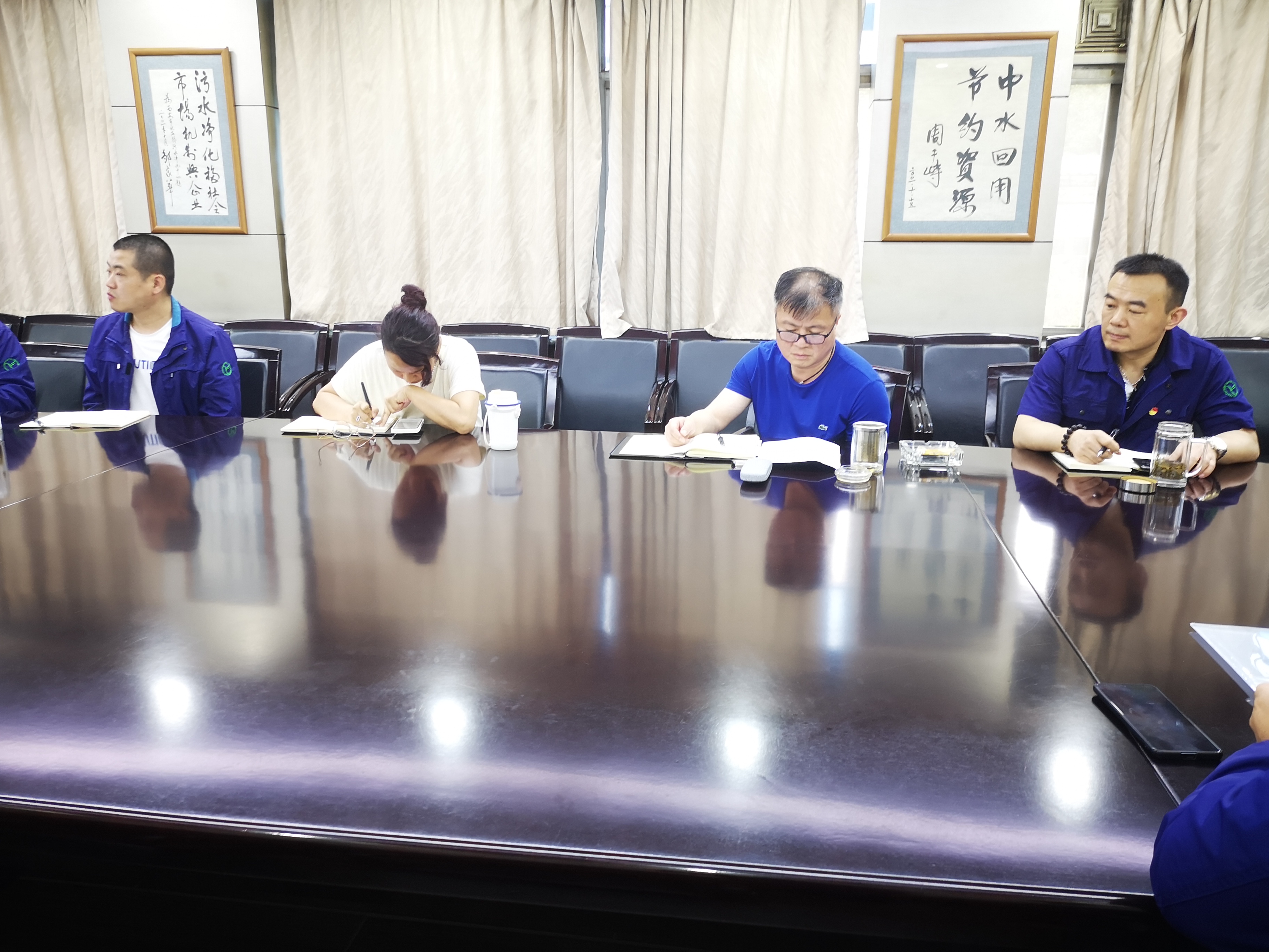 牢固树立安全发展理念 坚决扛牢安全生产责任 ——西安公司举行“安全生产月”启动仪式暨安全承诺签名活动